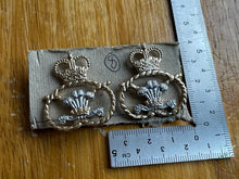 Charger l'image dans la galerie, Original British Army Staffordshire Regiment Collar Badges - The Militaria Shop