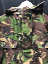 Load image into Gallery viewer, Genuine British Army DPM Jungle Camouflage Windproof Smock - Size 36" Chest - The Militaria Shop