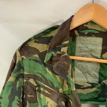 Charger l'image dans la galerie, Genuine British Army Jungle DPM Camouflage Combat Jacket - Size 170/96 - The Militaria Shop