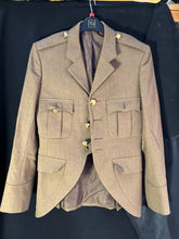 Lade das Bild in den Galerie-Viewer, Grade 1 British Army FAD No2 Dress Uniform Jacket - Size 176/88/76 - The Militaria Shop