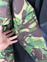 Load image into Gallery viewer, Original British Army Sniper Smock Camouflaged Woodland DPM - Size 160/88 - The Militaria Shop