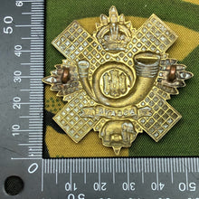 Load image into Gallery viewer, Original WW1 British Cap Badge - Highland Light Infantry - The Militaria Shop