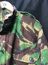 Load image into Gallery viewer, Genuine British Army Jungle Pattern DPM Combat Jacket Smock - Size 42" Chest - The Militaria Shop