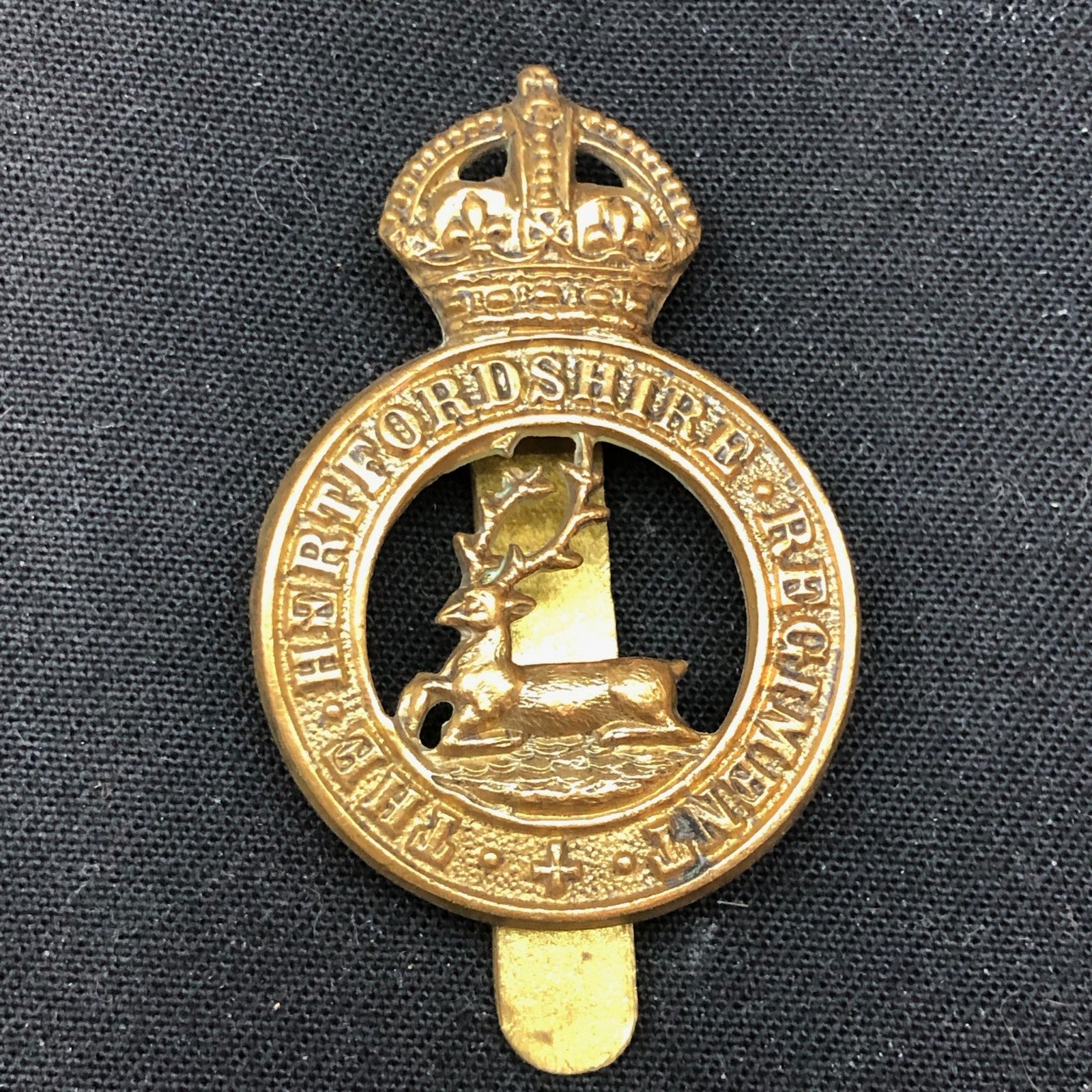 Original WW2 British Army Cap Badge - Hertfordshire Regiment - The Militaria Shop