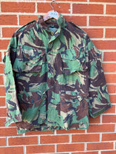 Load image into Gallery viewer, Surplus British Army DPM Smock Combat Size 170/96 - The Militaria Shop