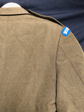 Lade das Bild in den Galerie-Viewer, British Army Grade 1 No.2 Dress Uniform Jacket - Scots Guards - Size 176/92/76 - The Militaria Shop