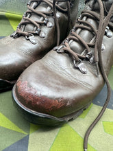 Load image into Gallery viewer, Image #3