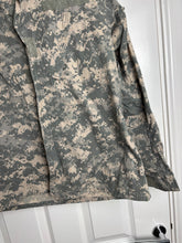 Load image into Gallery viewer, Surplus US Army ACU Combat Uniform Jacket-Medium Regular - The Militaria Shop