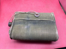 Lade das Bild in den Galerie-Viewer, Original WW2 British Army Waterbottle with Unusual Ribbed Canvas Cover - The Militaria Shop