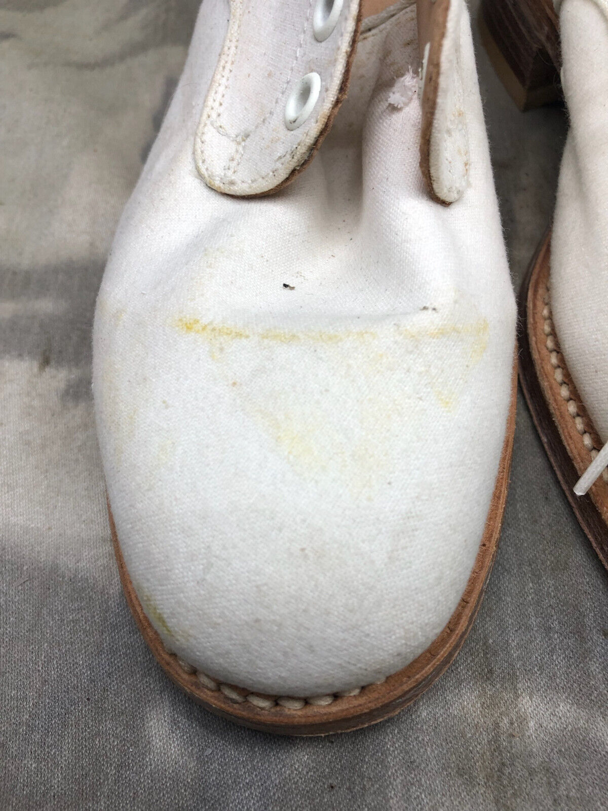 Genuine British Army Women's White Summer Shoes - WW2 Pattern - Size UK 3 M - The Militaria Shop