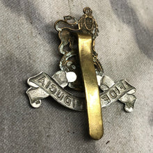 Load image into Gallery viewer, Original WW1 WW2 British Army Royal Army Pay Corps RAPC Cap Badge - The Militaria Shop
