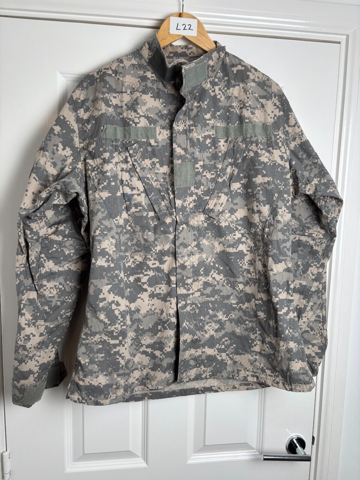 Surplus US Army ACU Combat Uniform Jacket-Medium Long - The Militaria Shop