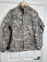 Load image into Gallery viewer, Surplus US Army ACU Combat Uniform Jacket-Medium Long - The Militaria Shop