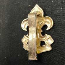 Load image into Gallery viewer, Genuine British Army Staybrite Cap Badge - The Kings Regiment - The Militaria Shop
