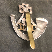 Load image into Gallery viewer, Original WW2 British Army Cap Badge - Kings Shropshire Light Infantry - The Militaria Shop