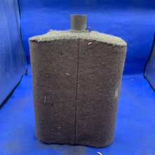 Lade das Bild in den Galerie-Viewer, Original WW2 British Army Soldiers Water Bottle - The Militaria Shop
