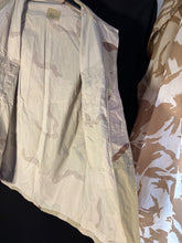 Charger l'image dans la galerie, Gulf War US Army DCU Camouflaged Combat Field Coat/Jacket - Large/X-Long - The Militaria Shop