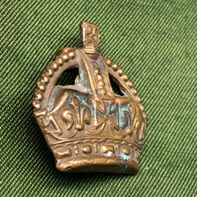 Load image into Gallery viewer, Original WW1/WW2 British Army Rank Crown - The Militaria Shop