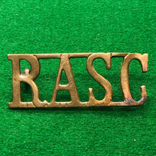 Load image into Gallery viewer, Original WW2 British Army Brass Shoulder Title - RASC Royal Army Service Corps - The Militaria Shop