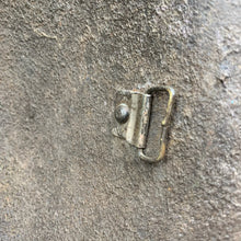 Lade das Bild in den Galerie-Viewer, Original British/Canadian Army WW2 Mk3 Turtle High Rivet Combat Steel Helmet - The Militaria Shop