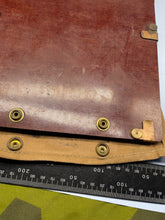 Lade das Bild in den Galerie-Viewer, Image #4