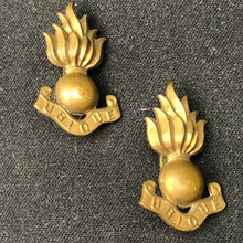 Charger l'image dans la galerie, Original British Collar Badge Pair - Royal Engineers - The Militaria Shop