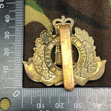 Load image into Gallery viewer, Original British Army The Suffolk Regiment Cap Badge - The Militaria Shop
