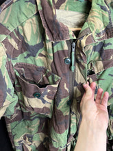 Load image into Gallery viewer, Surplus British Army DPM Pattern Camouflaged Smock Combat-170/96 - The Militaria Shop