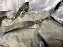 Charger l'image dans la galerie, Original British Army 1980's Gas Mask Bag - The Militaria Shop
