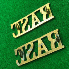 Load image into Gallery viewer, Original WW2 British Army RASC Royal Army Service Corps Brass Shoulder Titles - The Militaria Shop