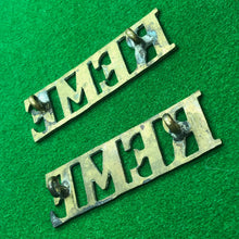 Load image into Gallery viewer, Original WW2 British Army REME Mechanical Engineers Brass Shoulder Titles - The Militaria Shop