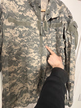 Load image into Gallery viewer, Surplus US Army ACU Combat Uniform Jacket -Size Medium-Regular - The Militaria Shop