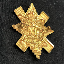 Lade das Bild in den Galerie-Viewer, Genuine British Army Brass Cap Badge - Glasgow Highlanders - The Militaria Shop