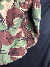 Load image into Gallery viewer, Genuine British Army 68 Pattern DPM Camouflaged Combat Smock - 36" Chest - The Militaria Shop