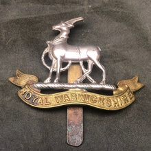 Load image into Gallery viewer, Original WW2 British Army Cap Badge - Royal Warwickshire - The Militaria Shop