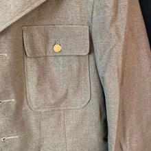 Lade das Bild in den Galerie-Viewer, Original WW2 US Army Class A Dress Jacket 1940 - Private Ryan Prop - 39 Regular - The Militaria Shop