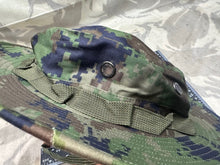 Load image into Gallery viewer, Genuine US Army Jungle Camouflage Boonie Sun Hat Hot Weather Type II Size 7 - The Militaria Shop