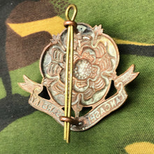 Lade das Bild in den Galerie-Viewer, Original WW1 British Cap Badge - Lancashire Hussars - The Militaria Shop