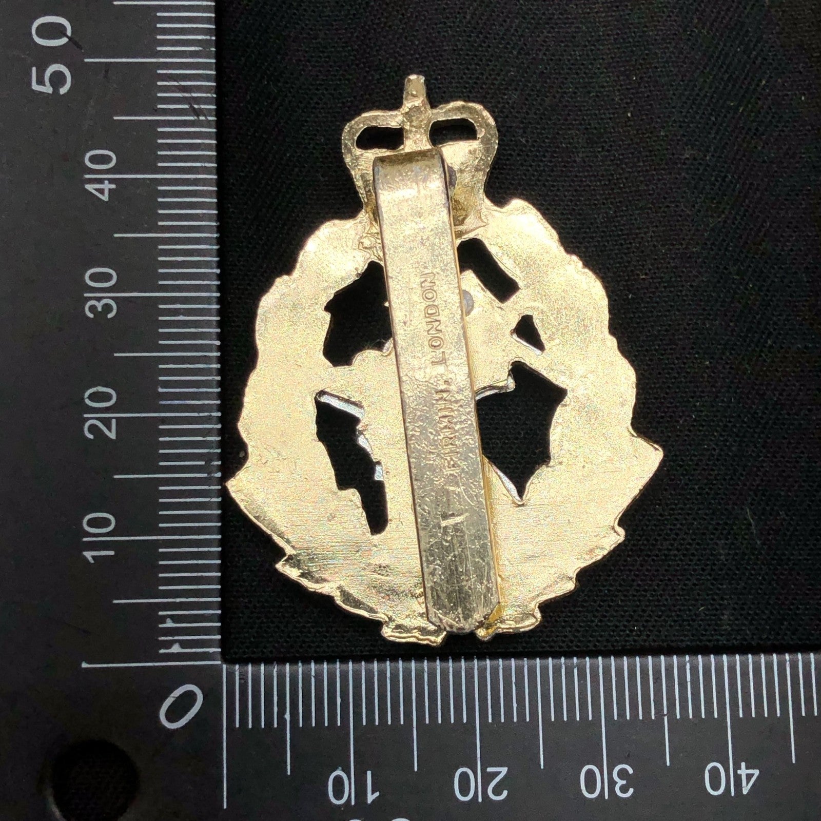 Genuine British Army Cap Badge - Royal Army Dental Corps - The Militaria Shop