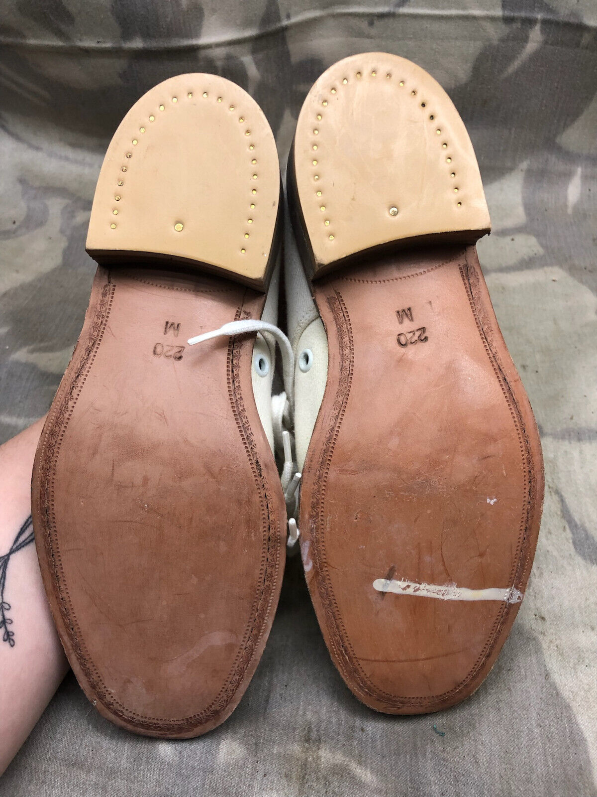 Genuine British Army Women's White Summer Shoes - WW2 Pattern - Size UK 3 M - The Militaria Shop