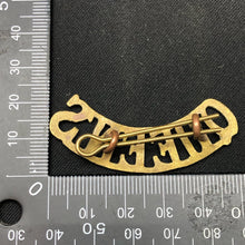 Load image into Gallery viewer, Original WW1 British Army Brass Shoulder Title - Queen's - The Militaria Shop