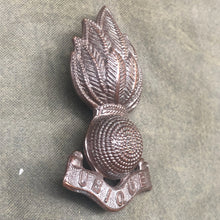 Load image into Gallery viewer, Original WW1 British Army Royal Engineers Cap Badge - The Militaria Shop
