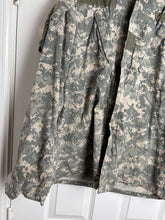 Charger l'image dans la galerie, Surplus US Army ACU Combat Uniform Jacket-Medium X Long - The Militaria Shop