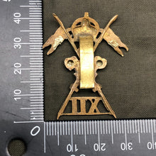 Charger l'image dans la galerie, Original British Army Cap/Beret Badge - 12th Lancers - The Militaria Shop