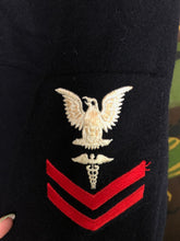 Charger l'image dans la galerie, Original Vietnam Era US Navy Jumper Top Crackerjack - 38 Chest - Reg - The Militaria Shop