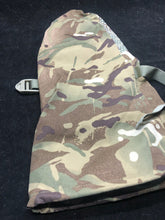 Load image into Gallery viewer, British Army MTP MVP Camouflage Gore-Tex ECW Outer Mitten Single - Size Small - The Militaria Shop