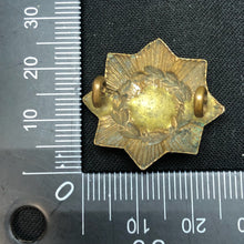 Charger l'image dans la galerie, Original WW1 British Army Collar Badge - East Yorkshire Regiment - The Militaria Shop