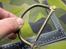 Charger l'image dans la galerie, Original WW1 / WW2 British Army Brass Kit Bag Lock - The Militaria Shop