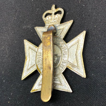 Charger l'image dans la galerie, Genuine Canadian Army Cap Badge - Brockville Rifles - The Militaria Shop