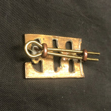 Lade das Bild in den Galerie-Viewer, Original WW1 British Army Royal Engineers RE Brass Shoulder Title - The Militaria Shop